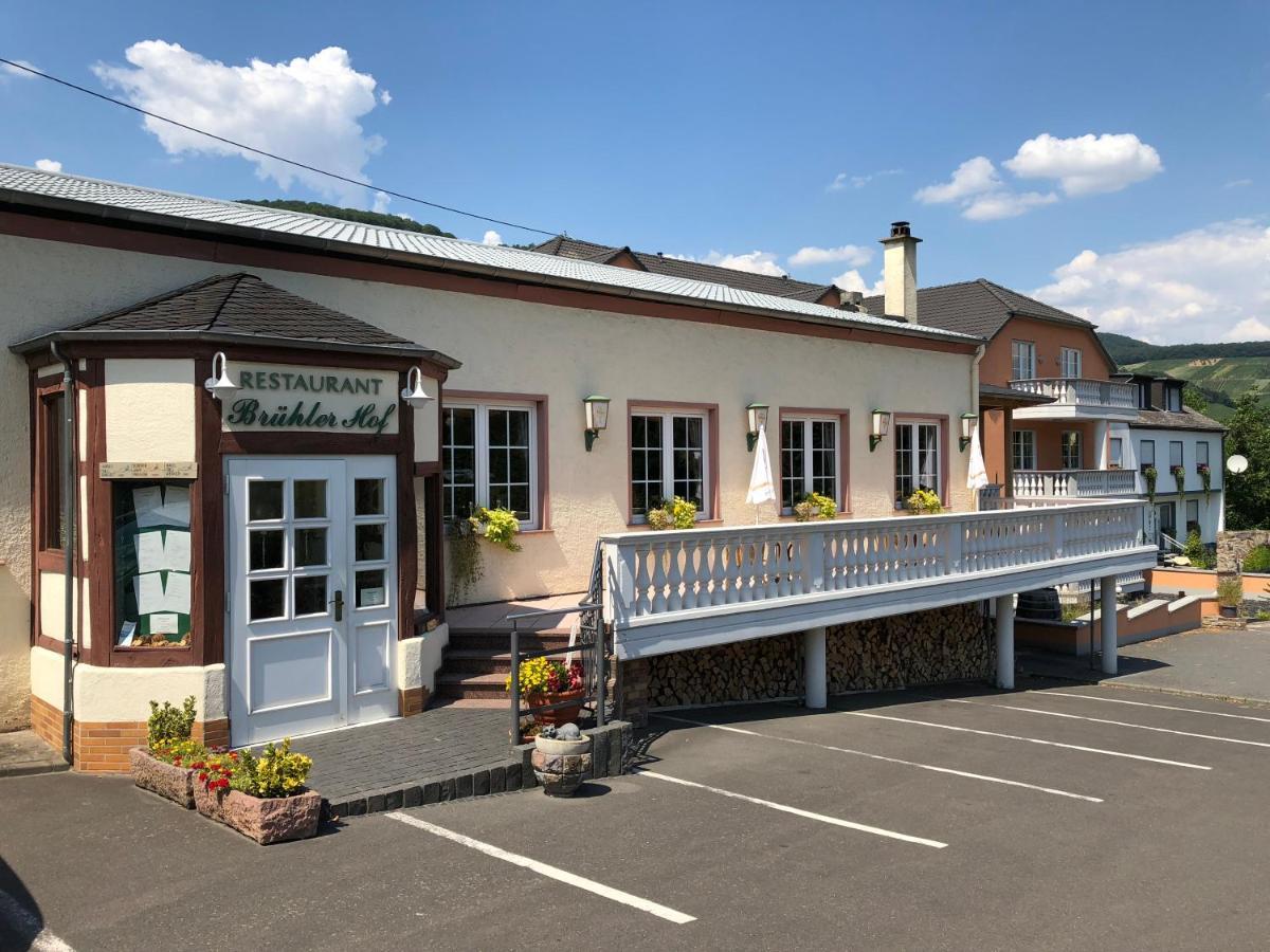 Hotel & Restaurant Bruehler Hof Wintrich Exterior foto